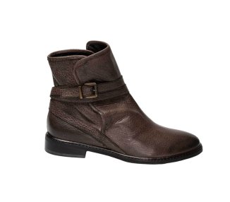Handmade woman`s ankle bootss in genuine leather