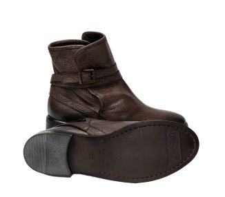 Handmade woman`s ankle bootss in genuine leather