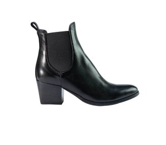 Handcrafted woman`s ankle boots in genuine leather