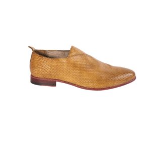 Handmade woman`s  shoes in genuine leather 100% Italian