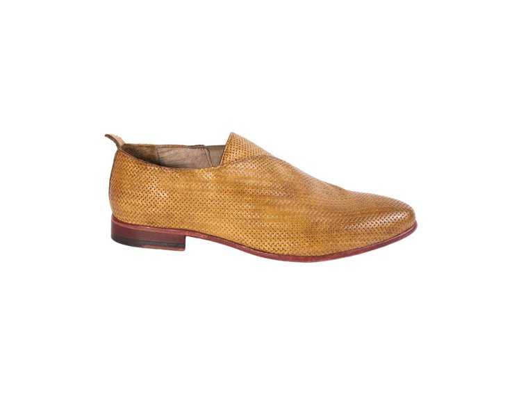 Handmade woman`s  shoes in genuine leather 100% Italian