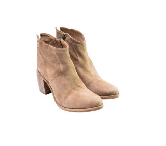 Handmade woman`s ankle boots in genuine suede leather 100% Italian