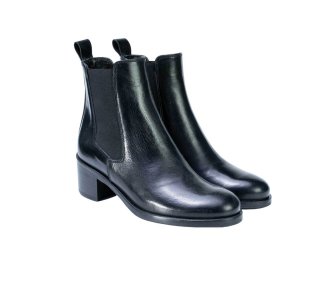 Handmade women`s ankle boots with heel in genuine calf leather 100% italian