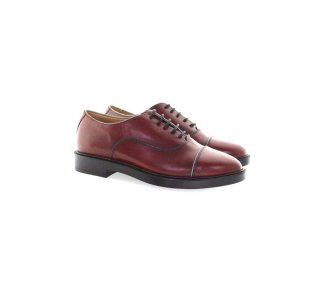 Handmade woman`s lace-up shoes in genuine leather 100% Italian