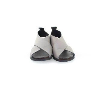 Handmade woman`s sandals in genuine leather 100% Italian