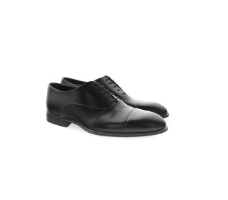 Artisan laced-up shoes for men in genuine leather