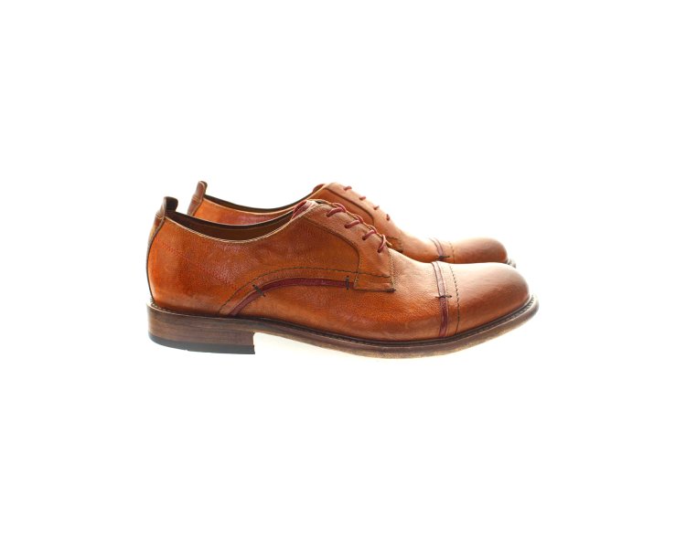 Handmade men`s lace-up shoes in genuine leatther 100% italian