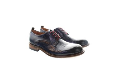 Handmade men`s lace-up shoes in genuine leatther 100% italian