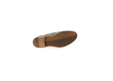 Mocassini slip-on con nappine da uomo in