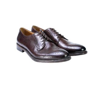 Artisan laced-up shoes for men in genuine leather