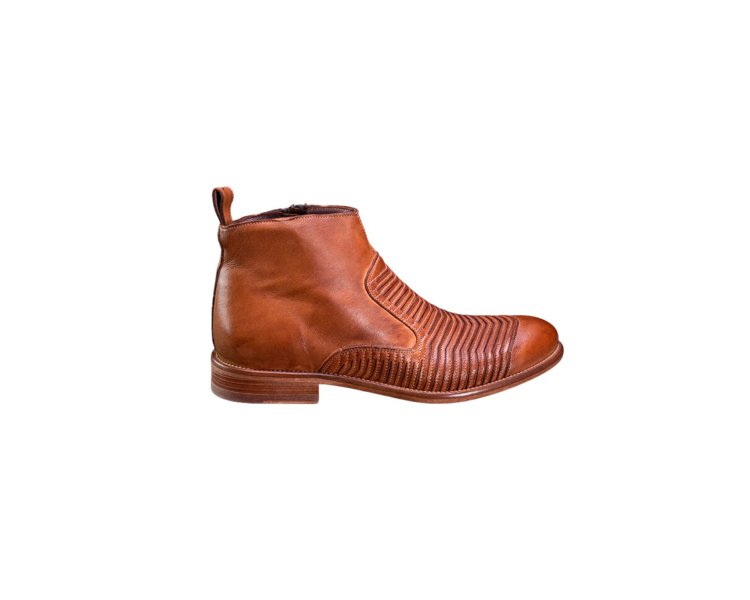 Handmade men`s ankle boots in genuine leather 100% italian