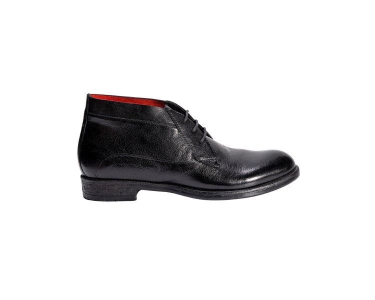 Handmade men`s ankle boots in genuine leather 100% italian