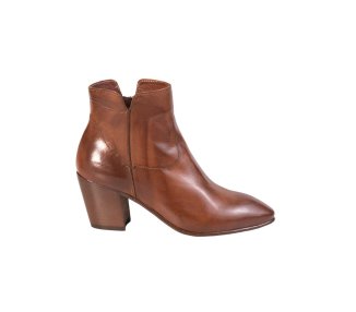 Handmade woman`ankle boots in genuine leather 100% italian