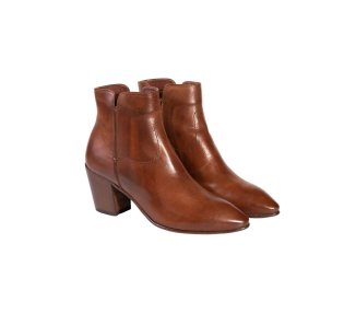 Handmade woman`ankle boots in genuine leather 100% italian