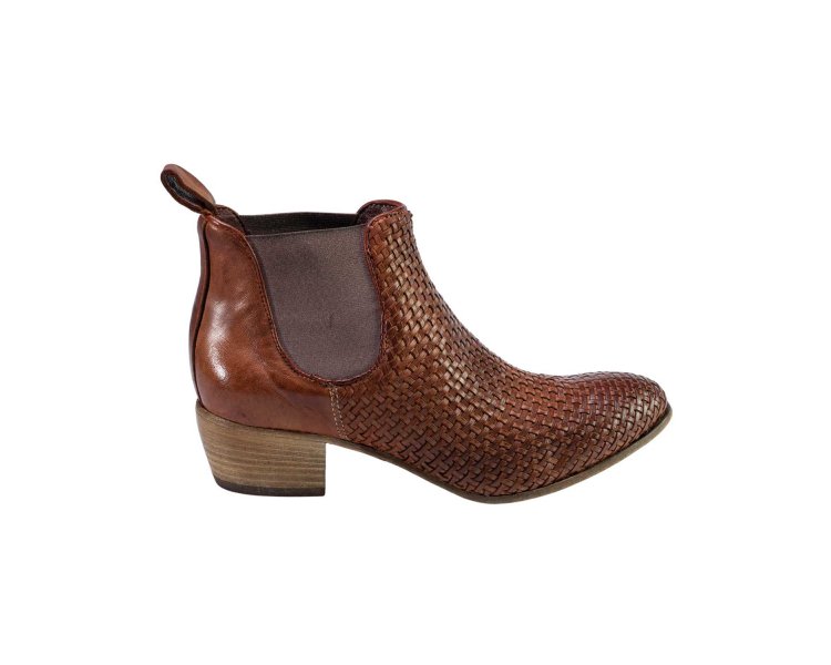 Handemade woman`s ankle boots in genuine leather 100% italian