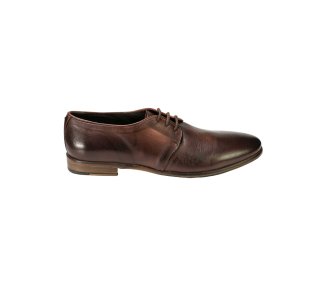 Handemade men`s lace-up shoes in genuine leather 100% italian