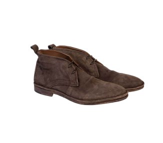 Handmande men`s ankle boots in genuine soft suede leather 100% italian