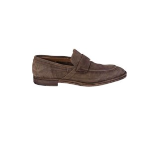 Handmande men`s loafer in genuine soft suede leather 100% italian