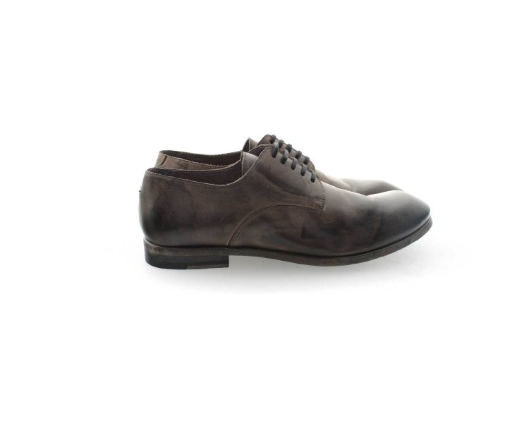 Handmade men`s lace-up shoes in genuine leather 100% italian