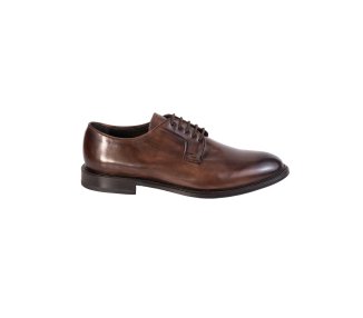 Handcrafted men`s lace-up shoes in genuine calf leather