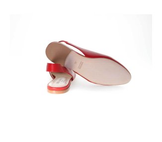 Handcrafted women`s sandals in genuine leather made in Italy