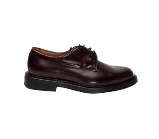 Handmade men`s lace-up elegant shoes in genuine leather 100% italian