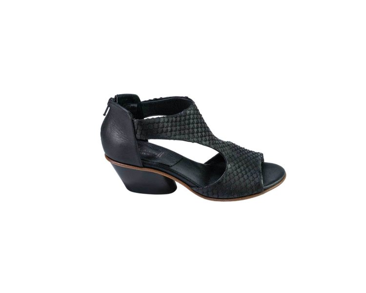 Handcrafted women`s sandals in genuine leather