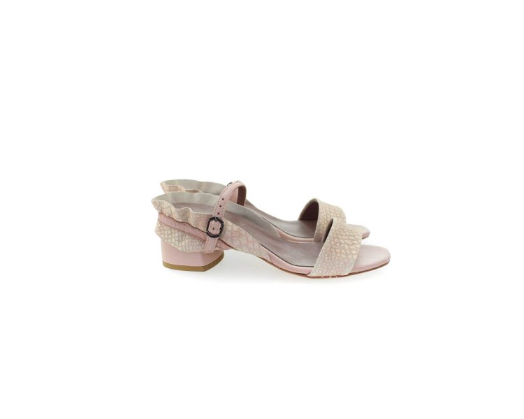 Handamde woman`s sandals  in genuine leather 100% Italian