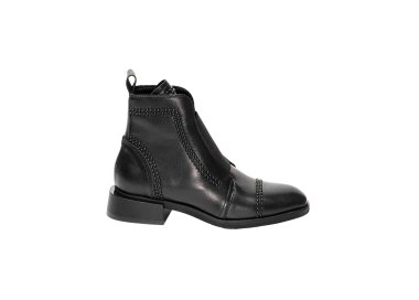 Handcrafted women`s ankle boots in calf leather