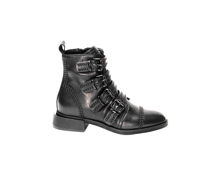 Handcrafted women`s ankle boots in calf leather