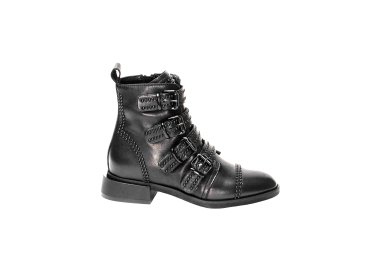 Handcrafted women`s ankle boots in calf leather