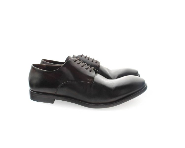 Handmade men`s lace-up shoes in genuine leather 100% italian