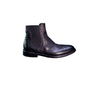 Handcrafted men`s ankle boots in black genuine leather