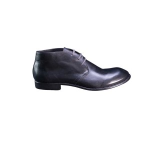 Handmade men`s ankle boots in genuine leather 100% italian