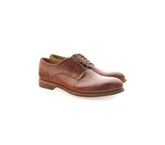 Artisan laced-up shoes for men in genuine leather