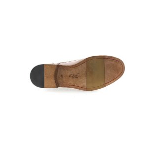 Artisan laced-up shoes for men in genuine leather