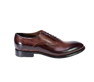 Elegant handcrafted men`s lace-up shoes in genuine leather