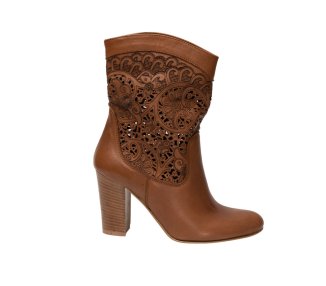 Handcrafted women`s ankle boots in soft genuine leather