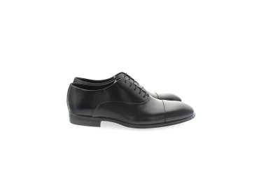 Artisan laced-up shoes for men in genuine leather