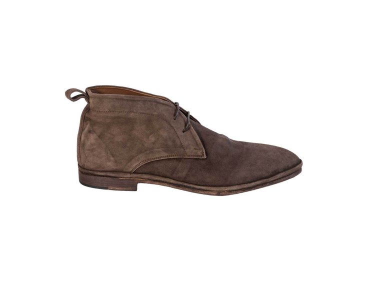 Handmande men`s ankle boots in genuine soft suede leather 100% italian